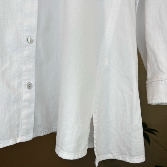 Eileen Fisher Long Sleeve Organic Cotton Button Down - Picture 4 of 7